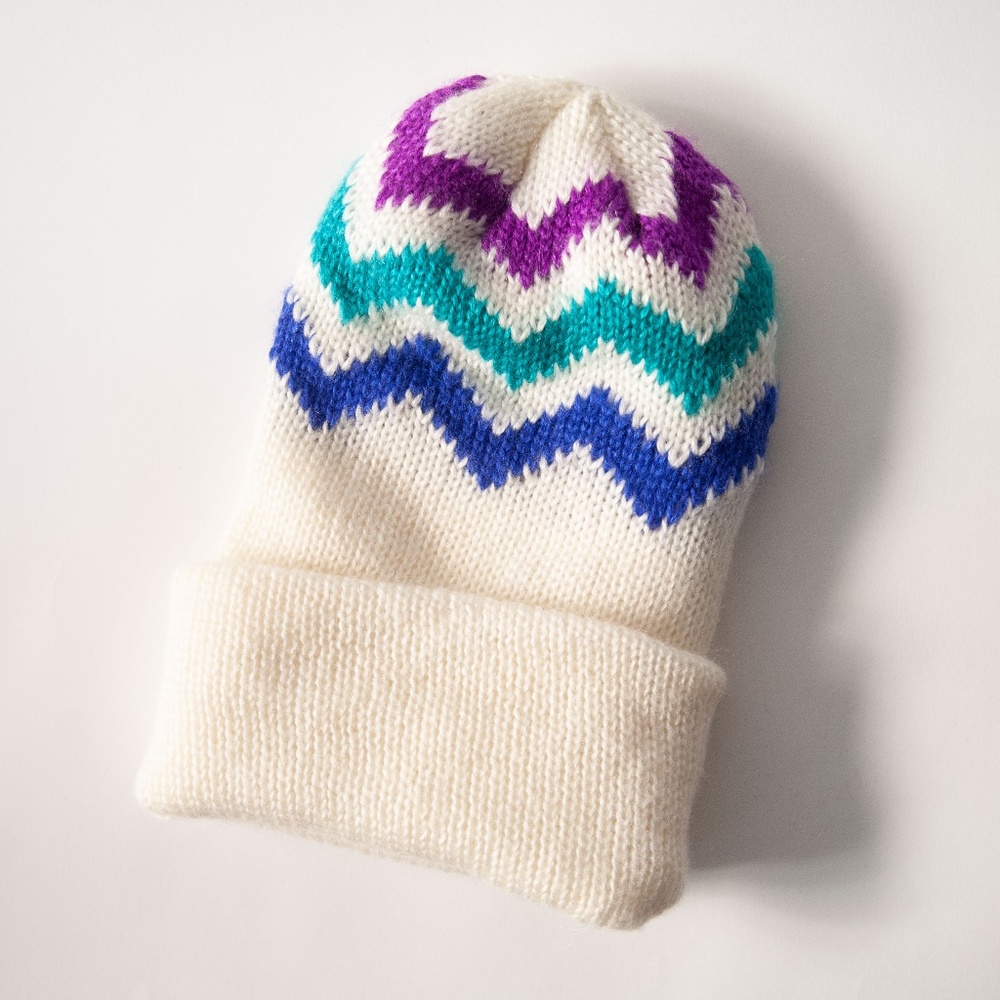Vintage 80s Knit Winter Chevron Pattern Hat